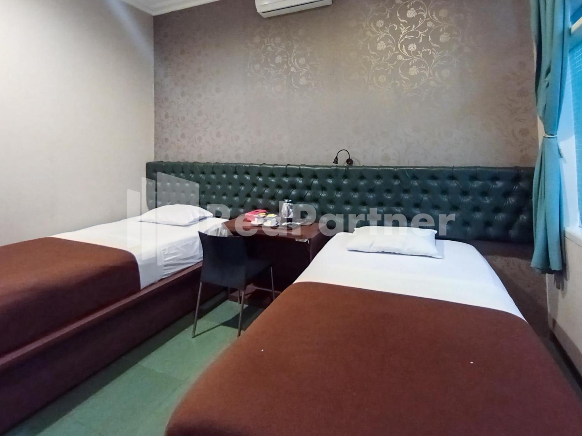 Nillo Hotel Kebumen Mitra Reddoorz Екстер'єр фото
