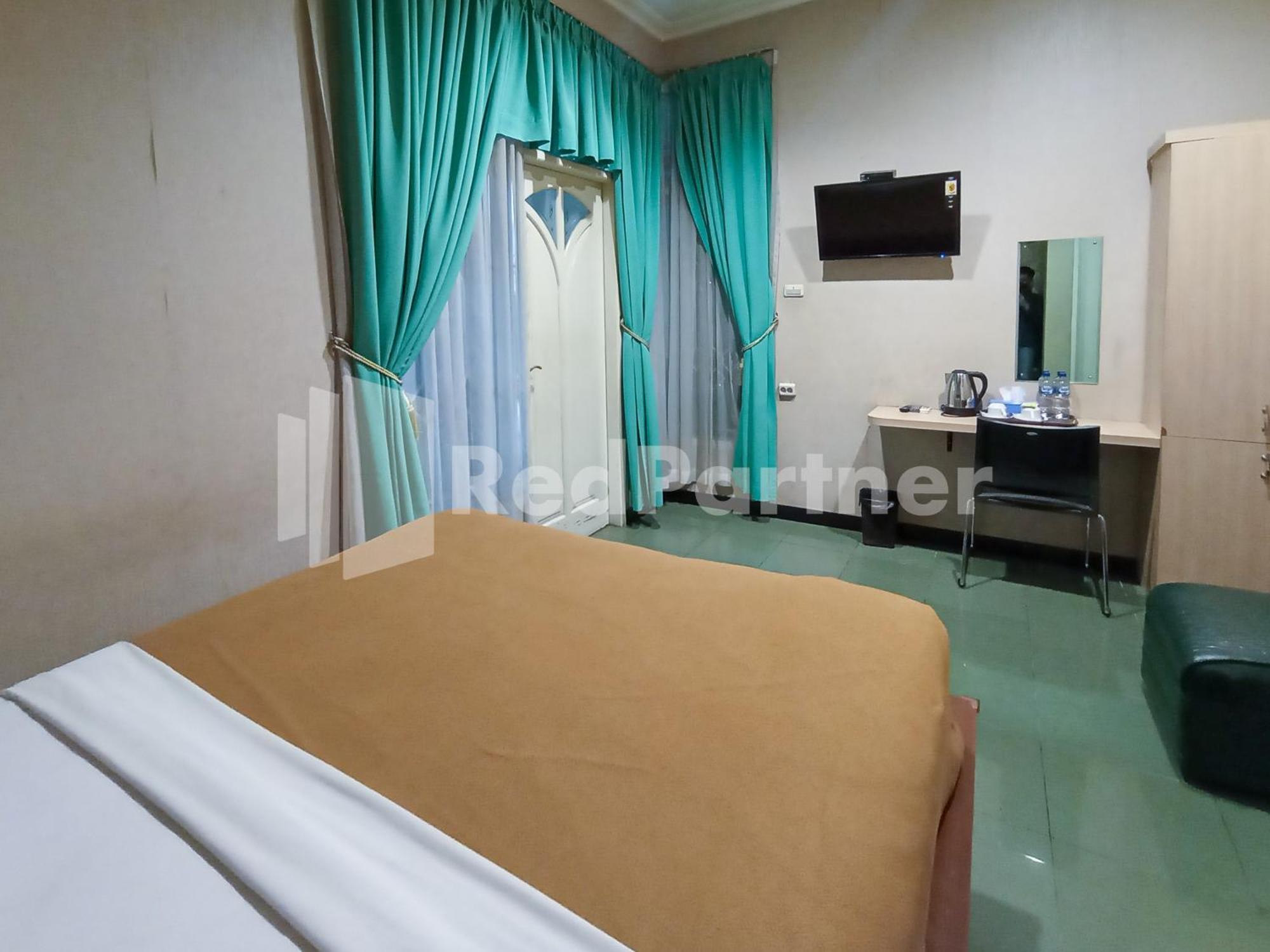 Nillo Hotel Kebumen Mitra Reddoorz Екстер'єр фото
