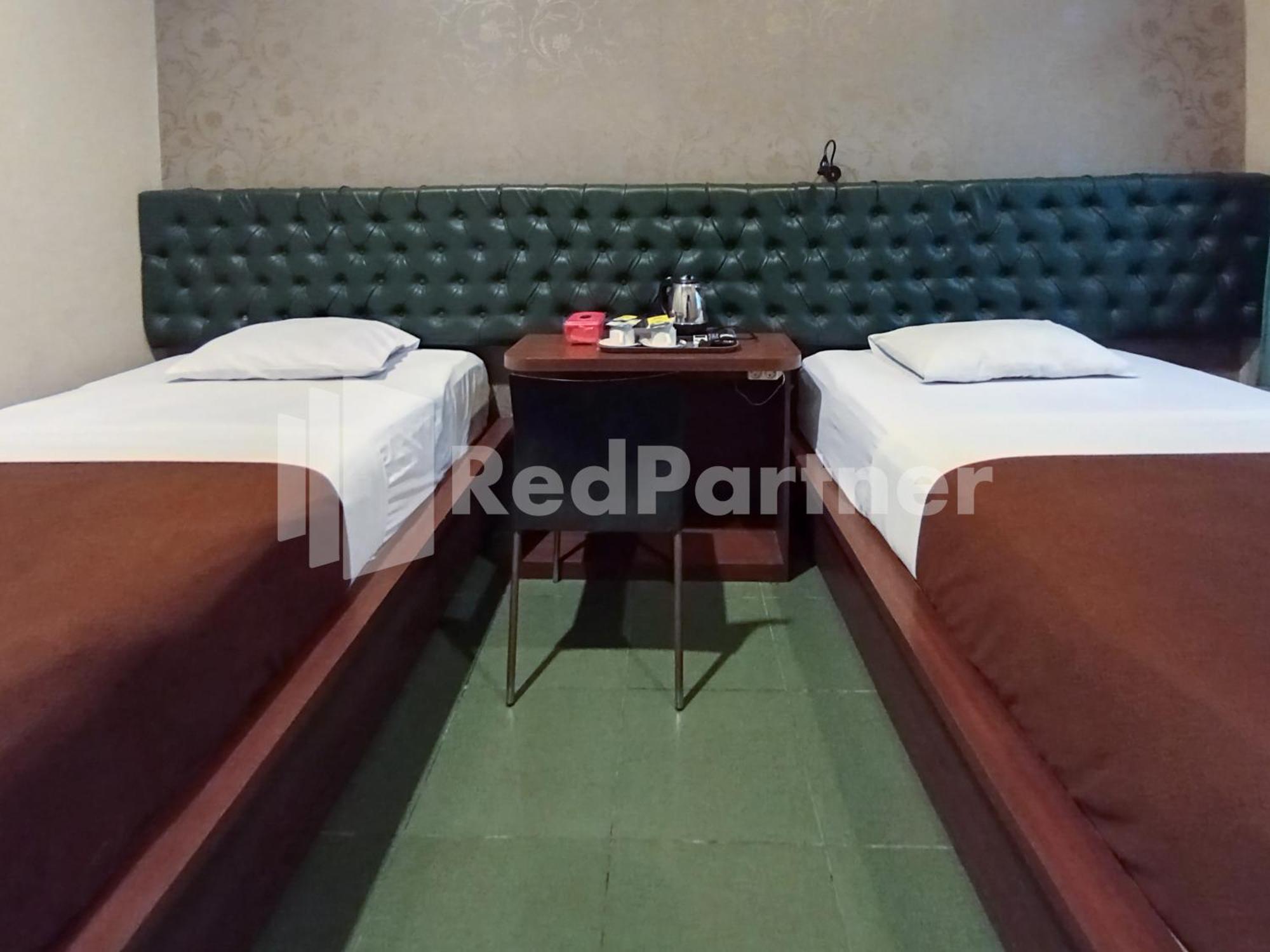 Nillo Hotel Kebumen Mitra Reddoorz Екстер'єр фото