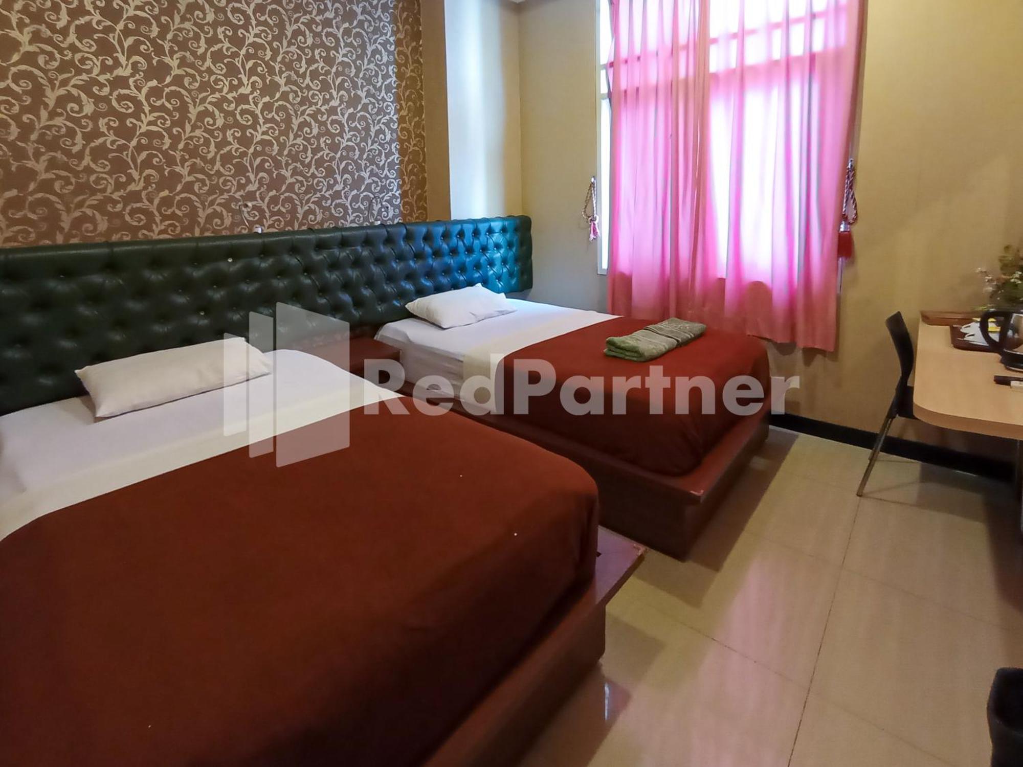 Nillo Hotel Kebumen Mitra Reddoorz Екстер'єр фото