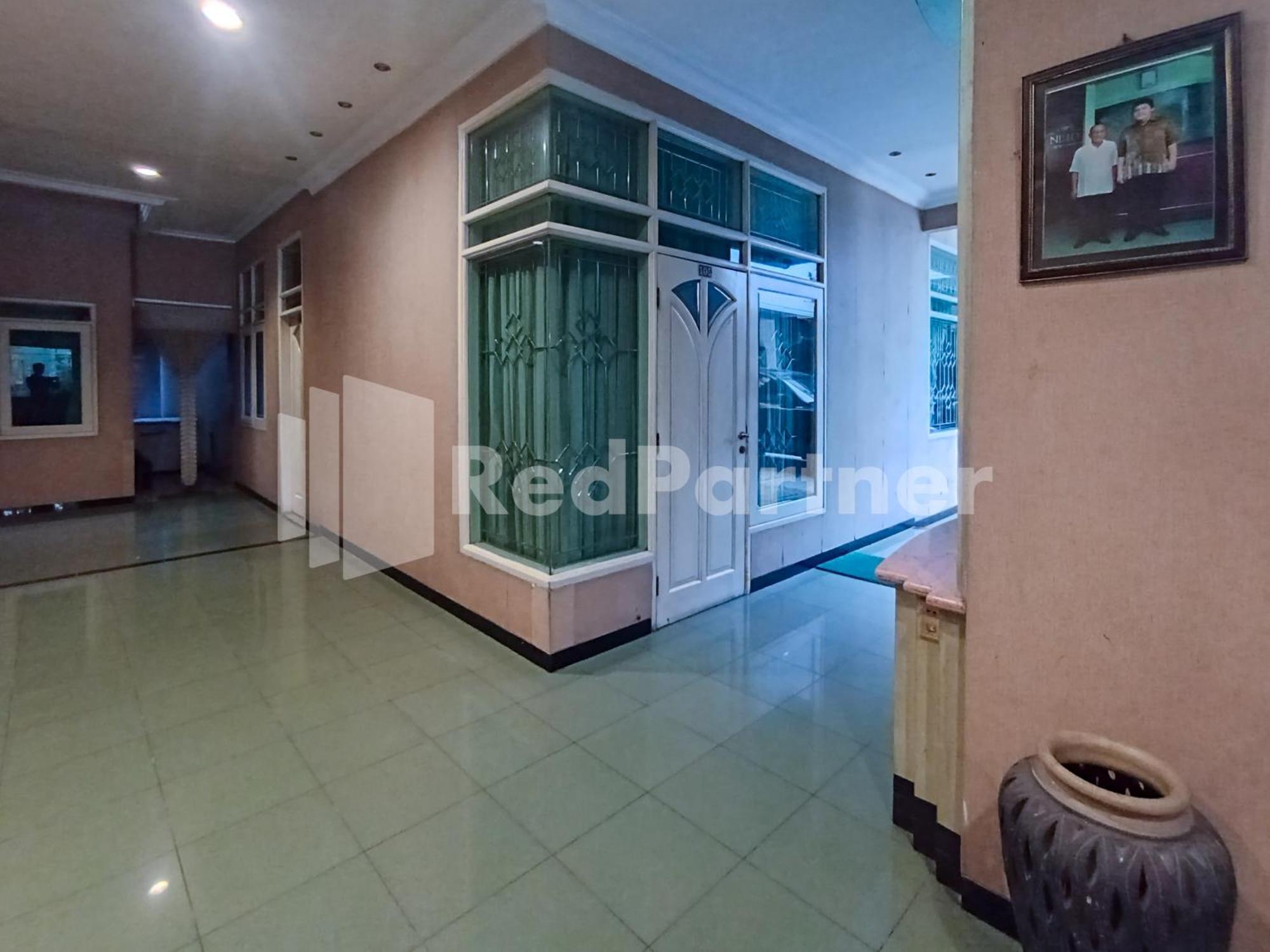 Nillo Hotel Kebumen Mitra Reddoorz Екстер'єр фото